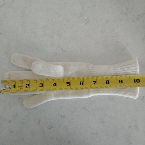 Vintage Aris Women angora wool lambswool cream off white knit gloves - Picture 7 of 10
